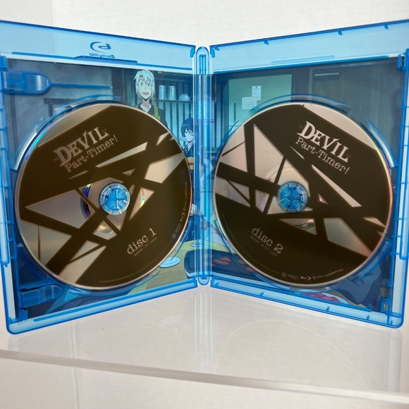 The Devil is a Part-Timer! Complete Box Set (Blu-ray/DVD Combo) Anime LIKE NEW - Picture 3 of 7